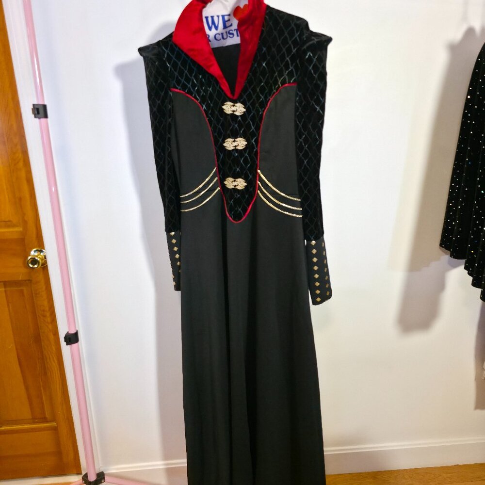 Spirit Black and Red Maxi Dress